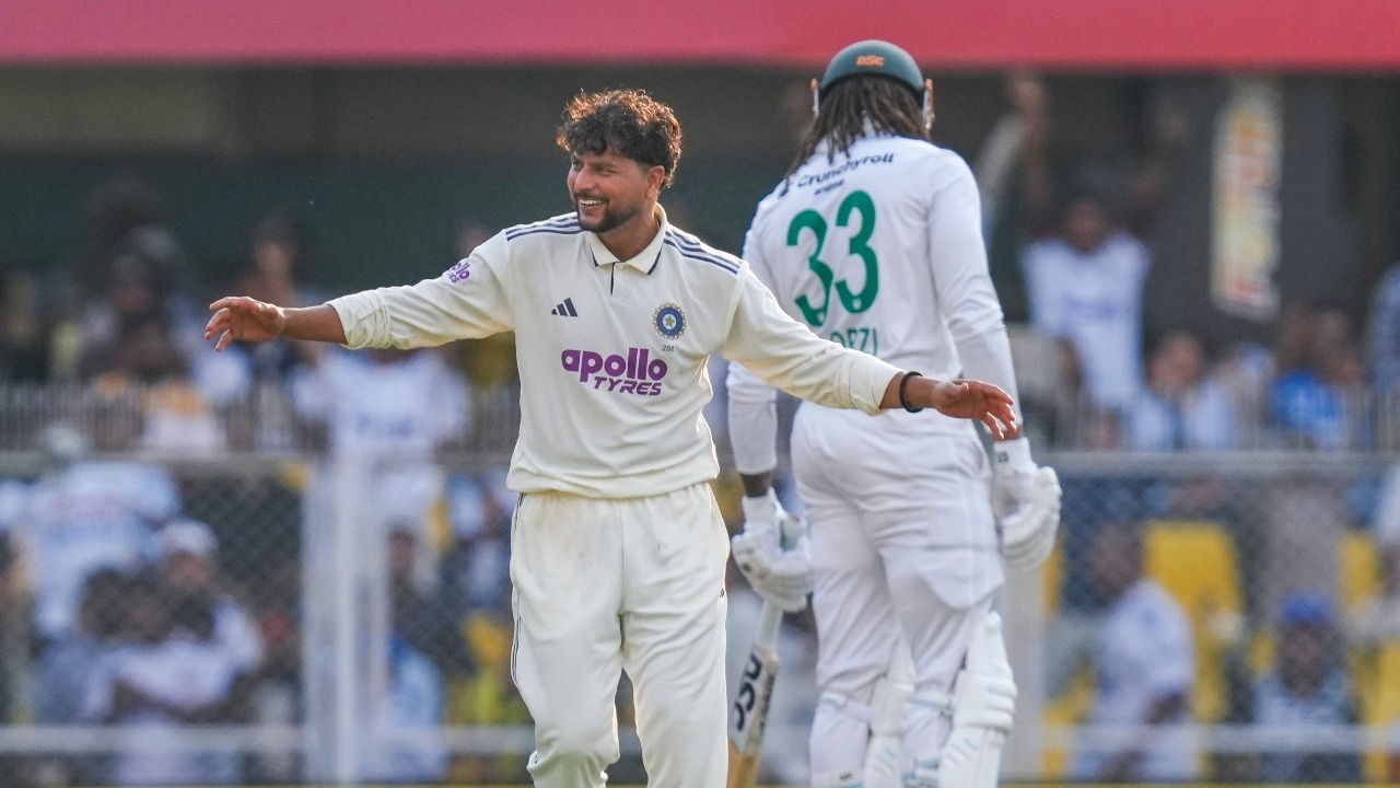 IND vs SA 2025: 'Kuldeep Yadav is our X-factor on lifeless Guwahati pitch' - India's assistant coach Ryan ten Doeschate after Day 1