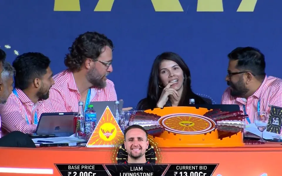 'It could be 300-plus this time, but they might be hit for 300 as well' - Former India opener's blunt take on SRH's picks in IPL 2026 auction 2 'It could be 300-plus this time, but they might be hit for 300 as well' - Former India opener's blunt take on SRH's picks in IPL 2026 auction