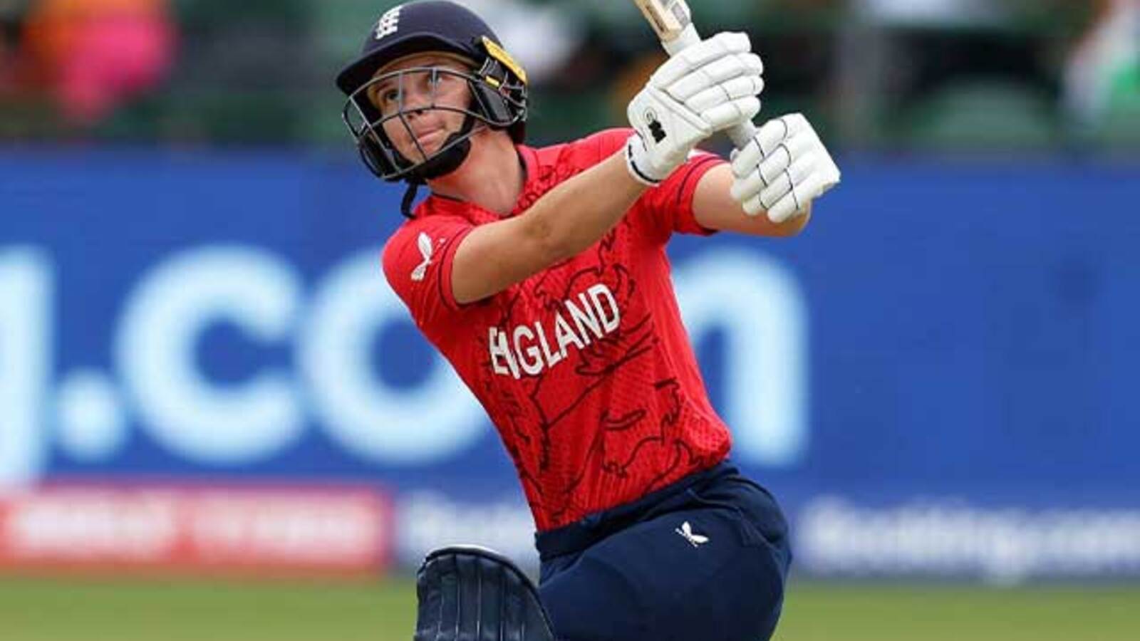 WPL 2026: UP Warriorz pick Amy Jones as an injury replacement for Phoebe Litchfield