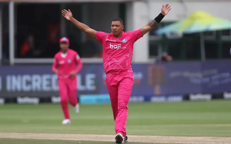 ‘He can’t be sitting at home’- Dale Steyn questions Ottneil Baartman’s T20 World Cup snub