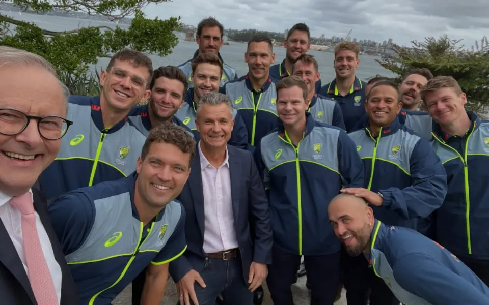 Ashes 2025-26: Australian PM Anthony Albanese hosts Australia and England players ahead of Sydney Test