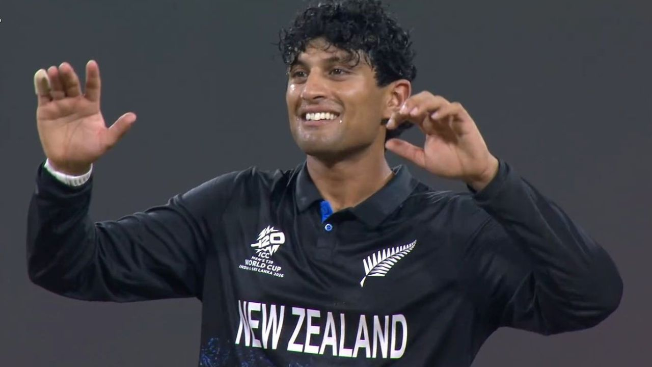 Rachin Ravindra dismisses Mendis, Rathnayake in two balls