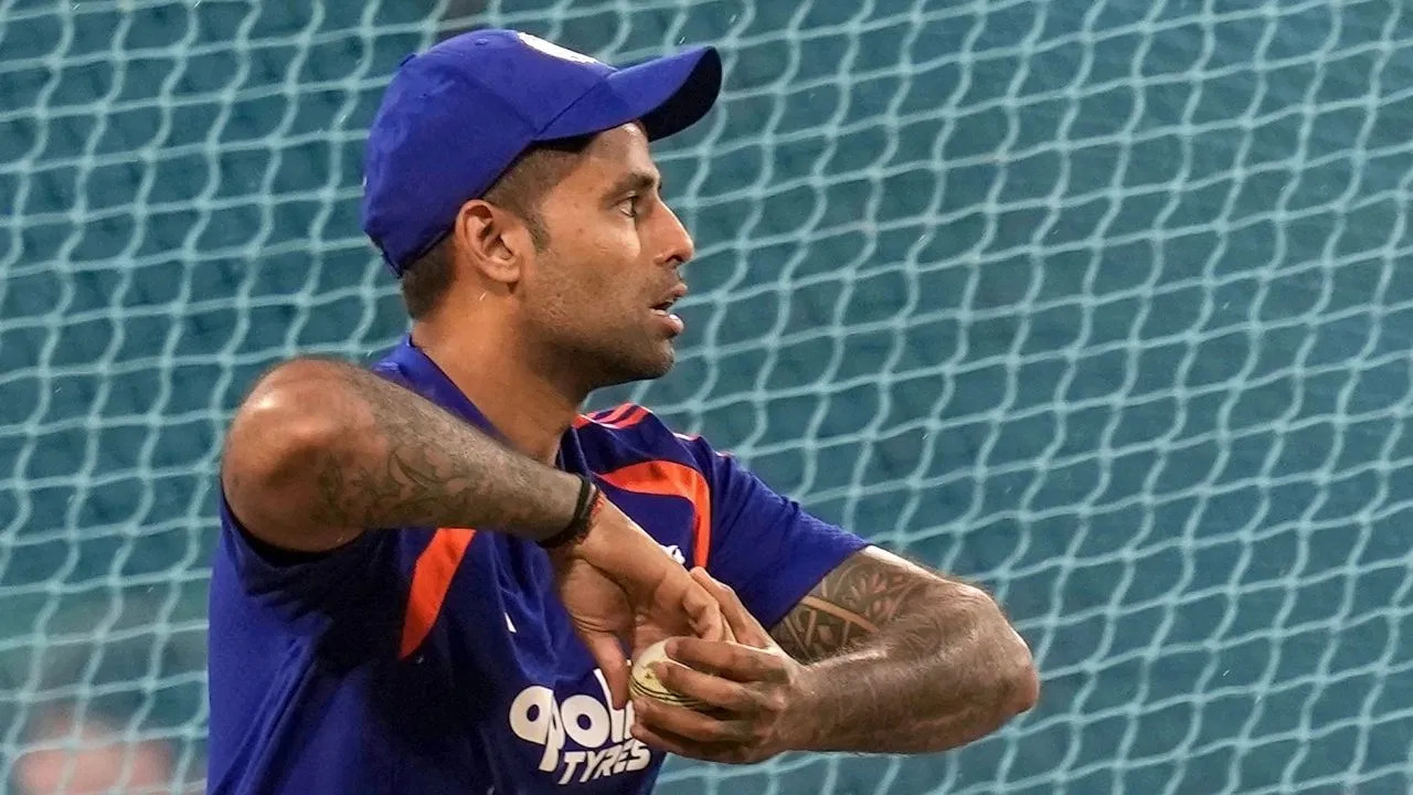 Suryakumar Yadav imitates Usman Tariq’s bowling before India–Pakistan showdown