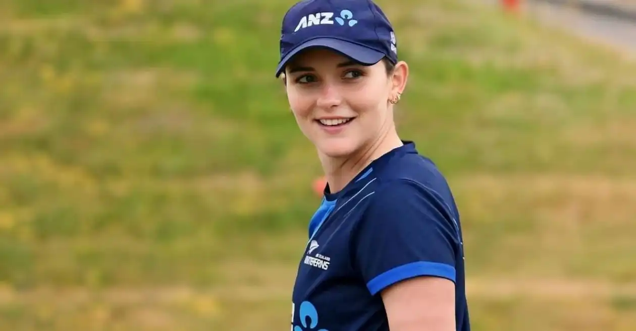 Amelia Kerr Stars with 105 as NZ Beat SA 4-1